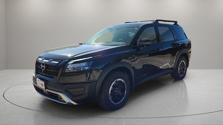 2025 Nissan Pathfinder Rock Creek photo 2