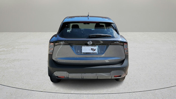 2025 Nissan Kicks Play S photo 4