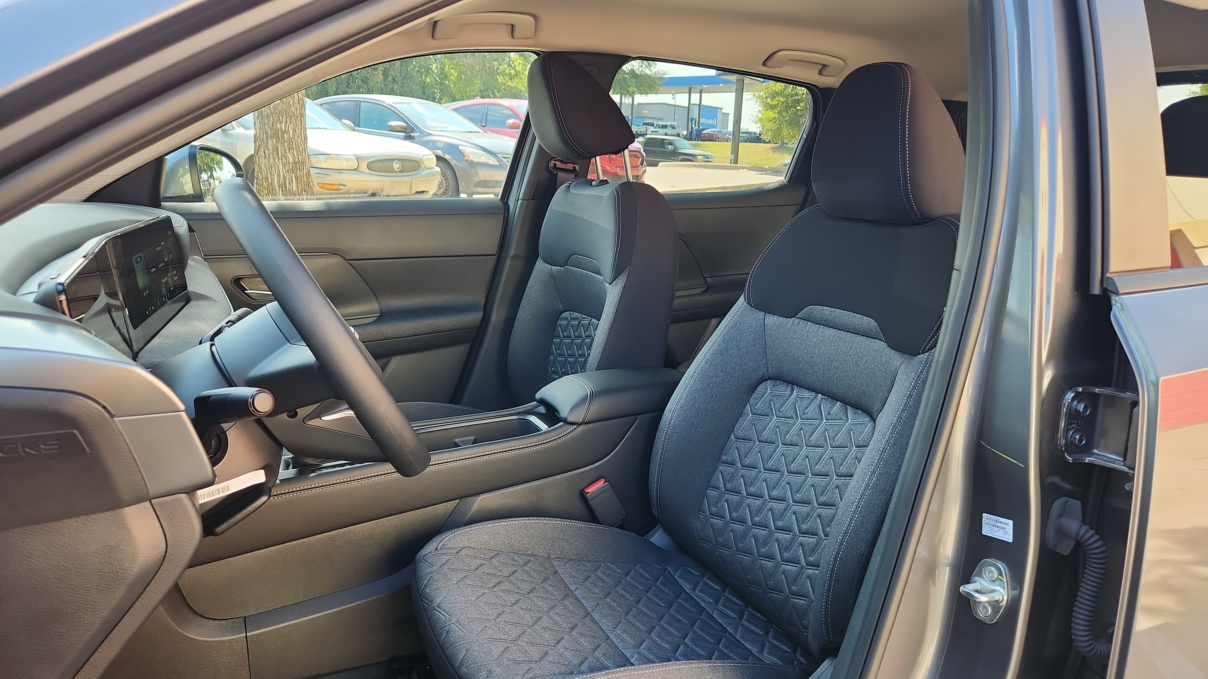New Gun Metallic 2026 Nissan Kicks SV for Sale in Dallas, TX