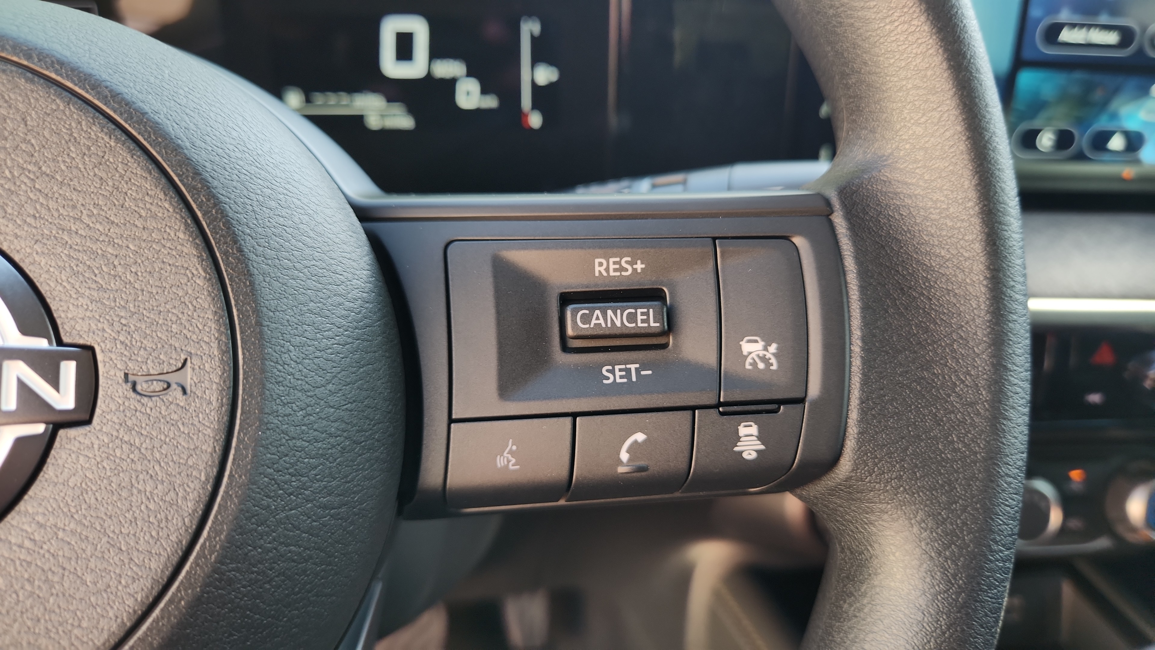 New Gun Metallic 2026 Nissan Kicks SV for Sale in Dallas, TX