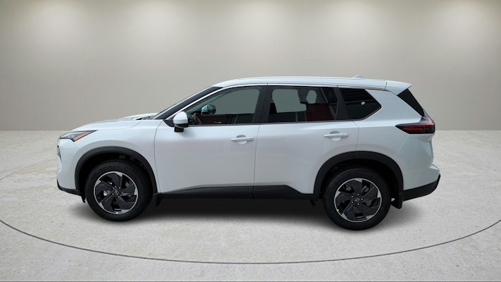2025 Nissan Rogue SV photo 3