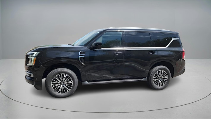 2025 Nissan Armada SL photo 6